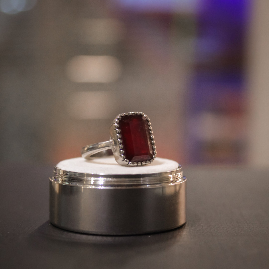 Buy Red Ruby Beautiful Ring (10 Carats)