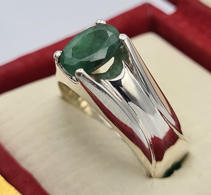 5-Carat Swat Emerald  | Natural   Emerald grade 2