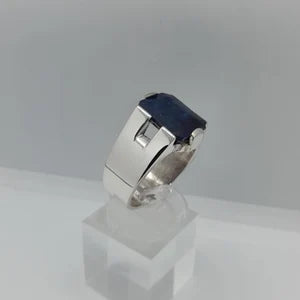 Natural Blue Sapphire male Ring – 11 Carats Grade: 3 | 925 Sterling Silver