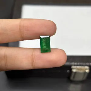 4-Carat Swat  Emerald (Pakistan)Gemstone – Unheated & Untreated