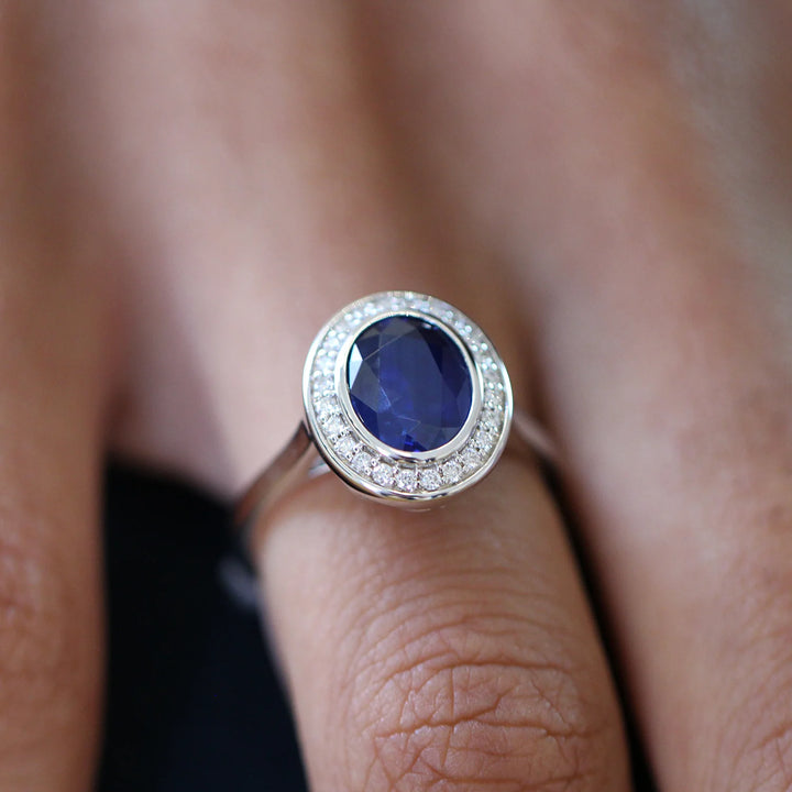 10-Carat Natural Blue Sapphire Women’s Ring | Kashmir Gemstone in Sterling Silver